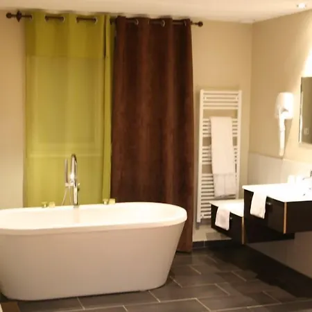 Hotel Logis Restaurant L'auberge Normande 2*