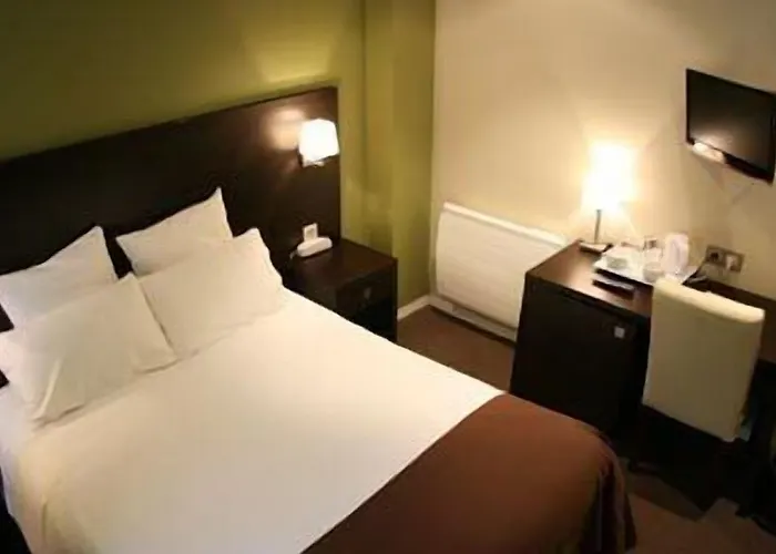 ホテル Logis Restaurant L'auberge Normande 2*