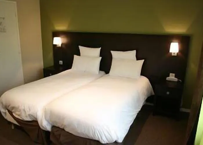 Logis Restaurant L'auberge Normande ホテル カランタン