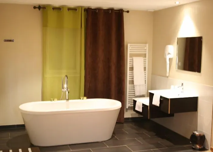 ホテル Logis Restaurant L'auberge Normande 2*