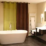 Ξενοδοχείο Logis Restaurant L'auberge Normande 2*