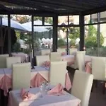 Logis Restaurant L'auberge Normande Hotel Carentan