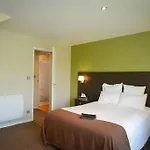 Отель Logis Restaurant L'auberge Normande Карантан