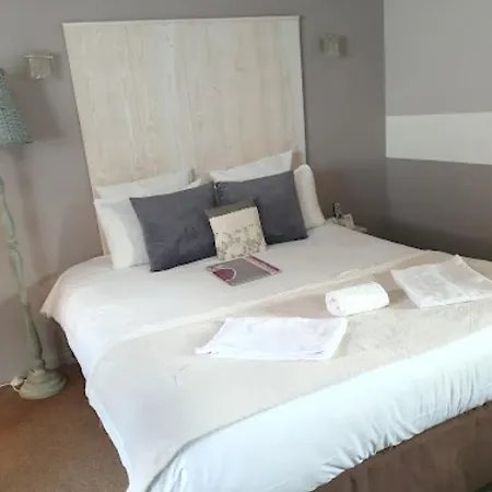 Hotell Logis Restaurant L'auberge Normande 2*