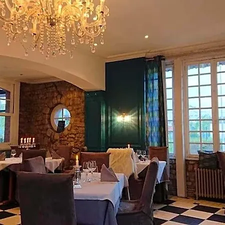 Logis Restaurant L'auberge Normande 2* Carentan