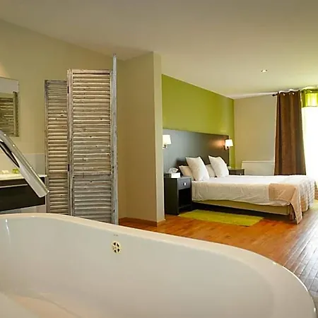 Logis Restaurant L'auberge Normande Hotel Carentan