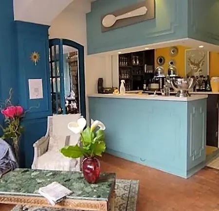 Logis Restaurant L'auberge Normande 2* Carentan