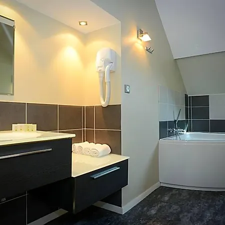 Logis Restaurant L'auberge Normande 2*