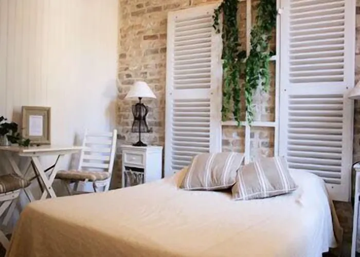 Hotel Logis Restaurant L'auberge Normande