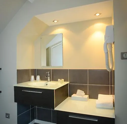 Logis Restaurant L'auberge Normande Carentan